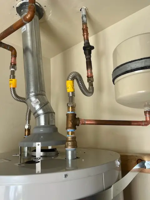 Water heater installation and plumbing repair in Savan